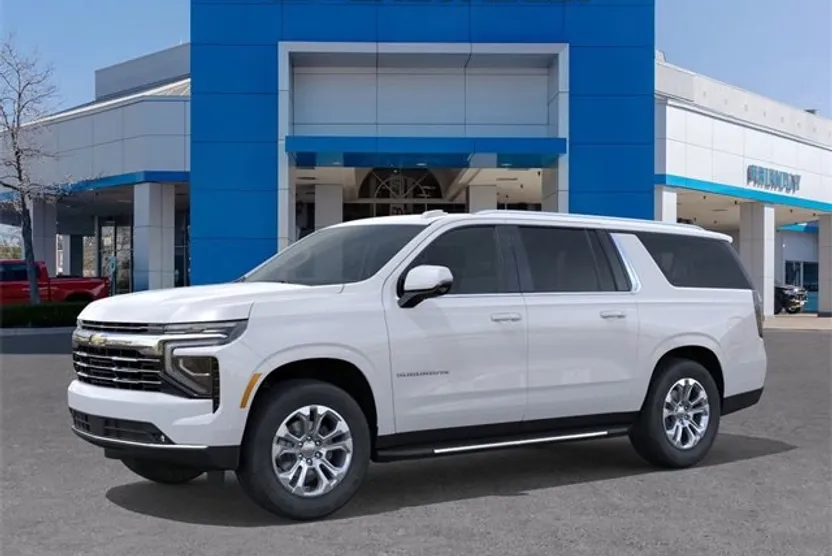 2026 Chevrolet Suburban LT photo 1