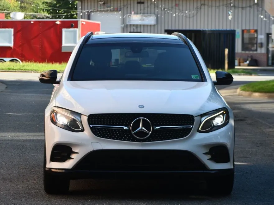 2017 Mercedes Benz GLC AMG 43 4MATIC photo 1