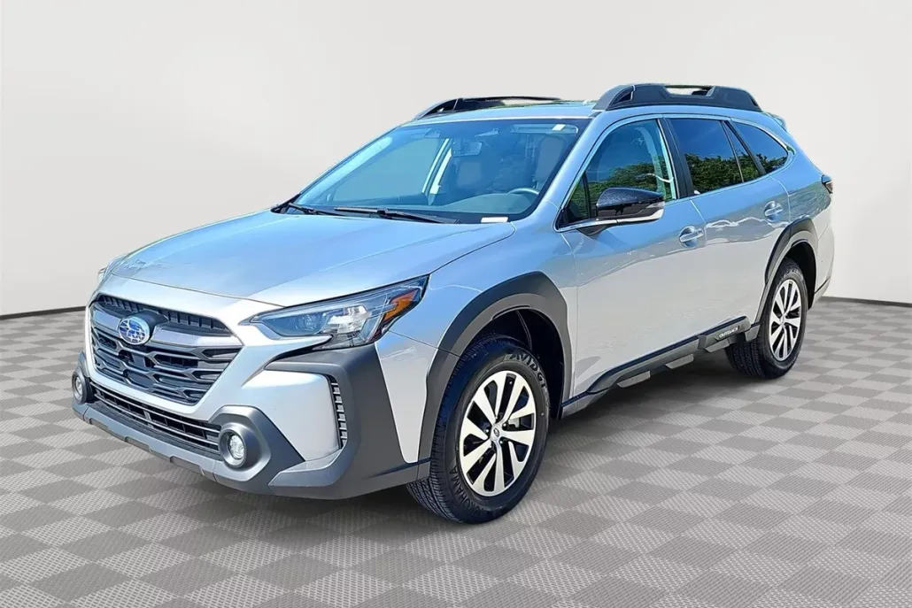 2025 Subaru Outback Premium photo 1