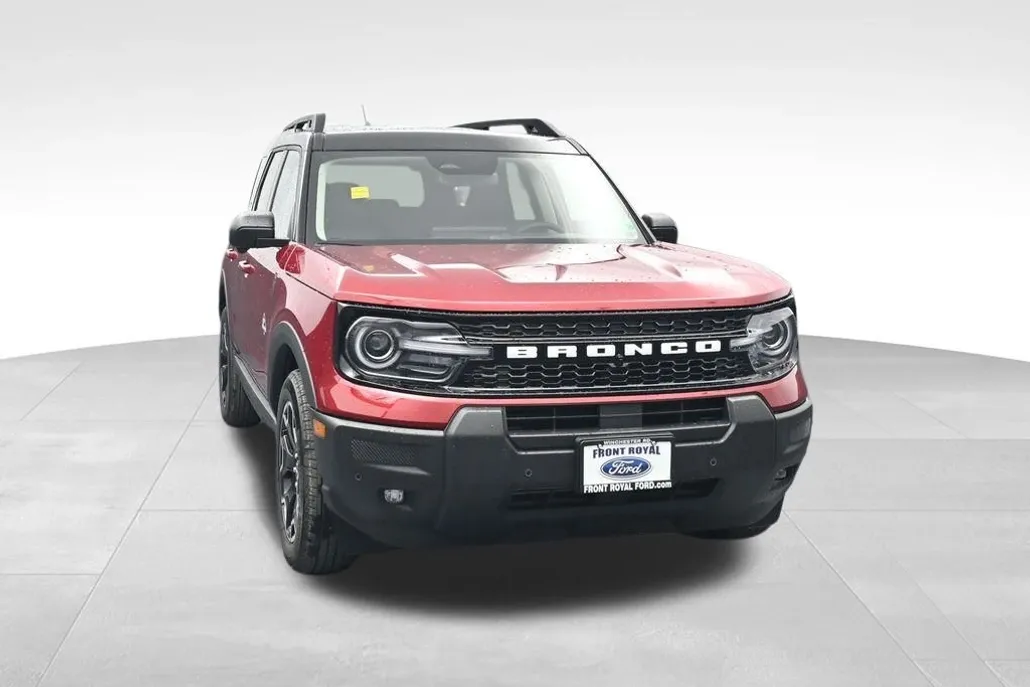 2025 Ford Bronco Sport Outer Banks photo 1