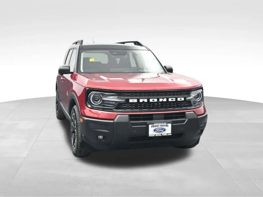 2025 Ford Bronco Sport Outer Banks photo 1