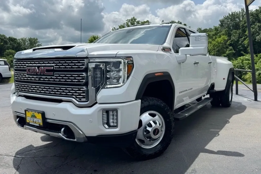 2022 Gmc Sierra HD Denali photo 1