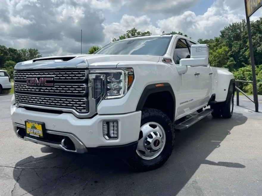 2022 Gmc Sierra HD Denali photo 1