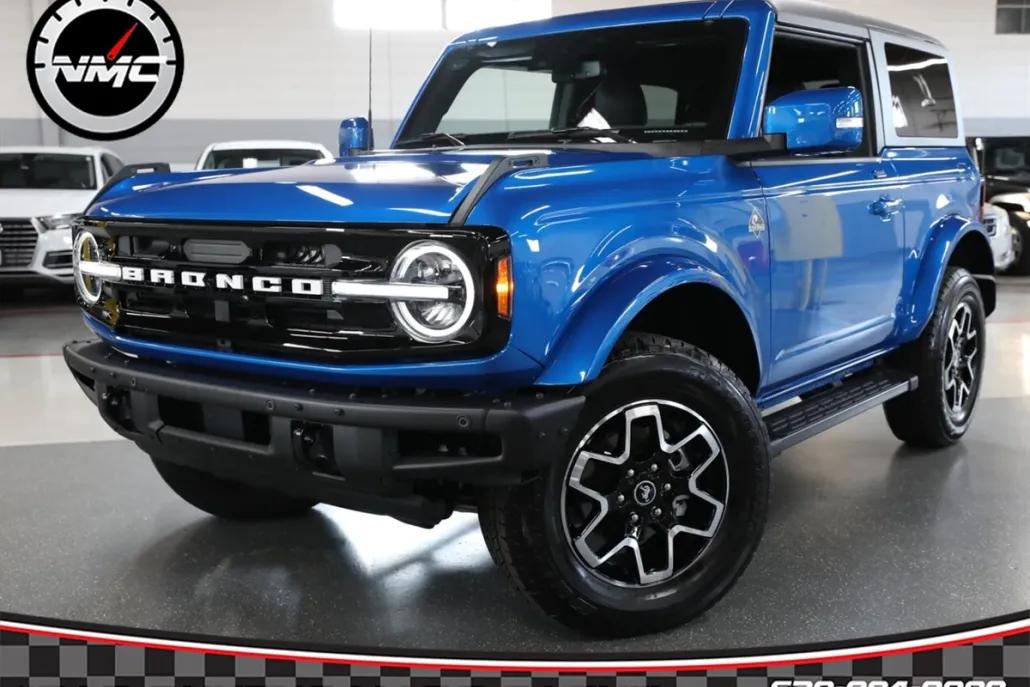 2023 Ford Bronco Outer Banks photo 1