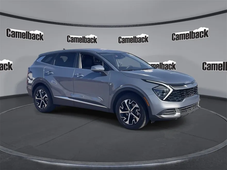 2024 Kia Sportage EX photo 1