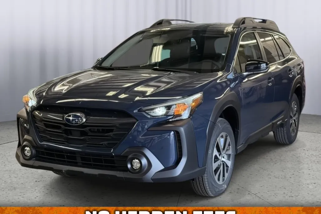 2025 Subaru Outback Premium photo 1