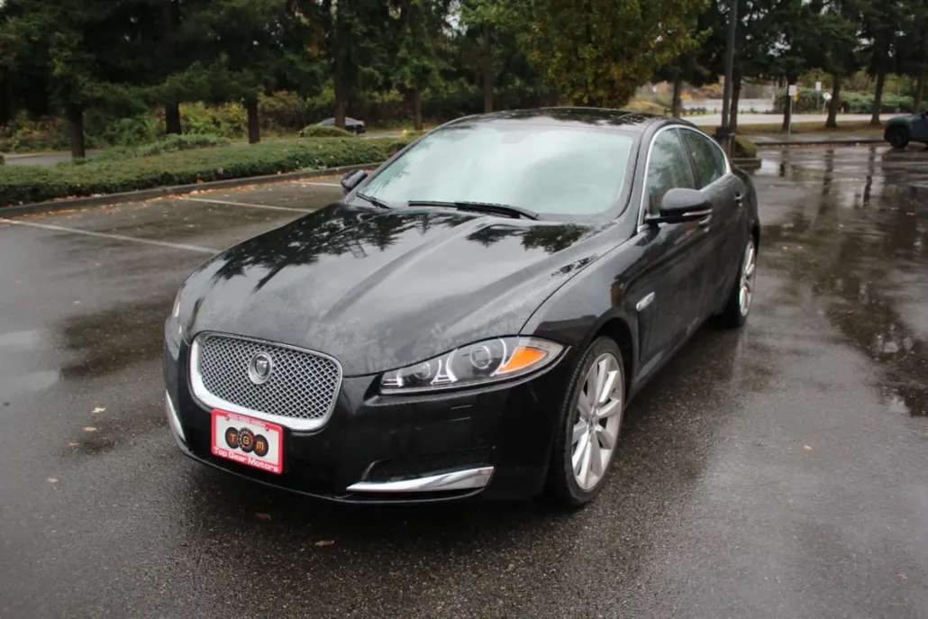 2013 Jaguar XF photo 1