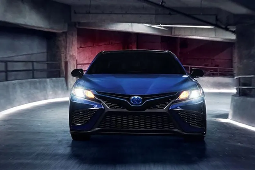 2026 Toyota Camry LE photo 1