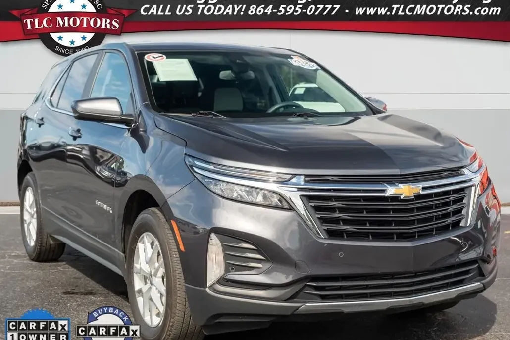2023 Chevrolet Equinox LT photo 1