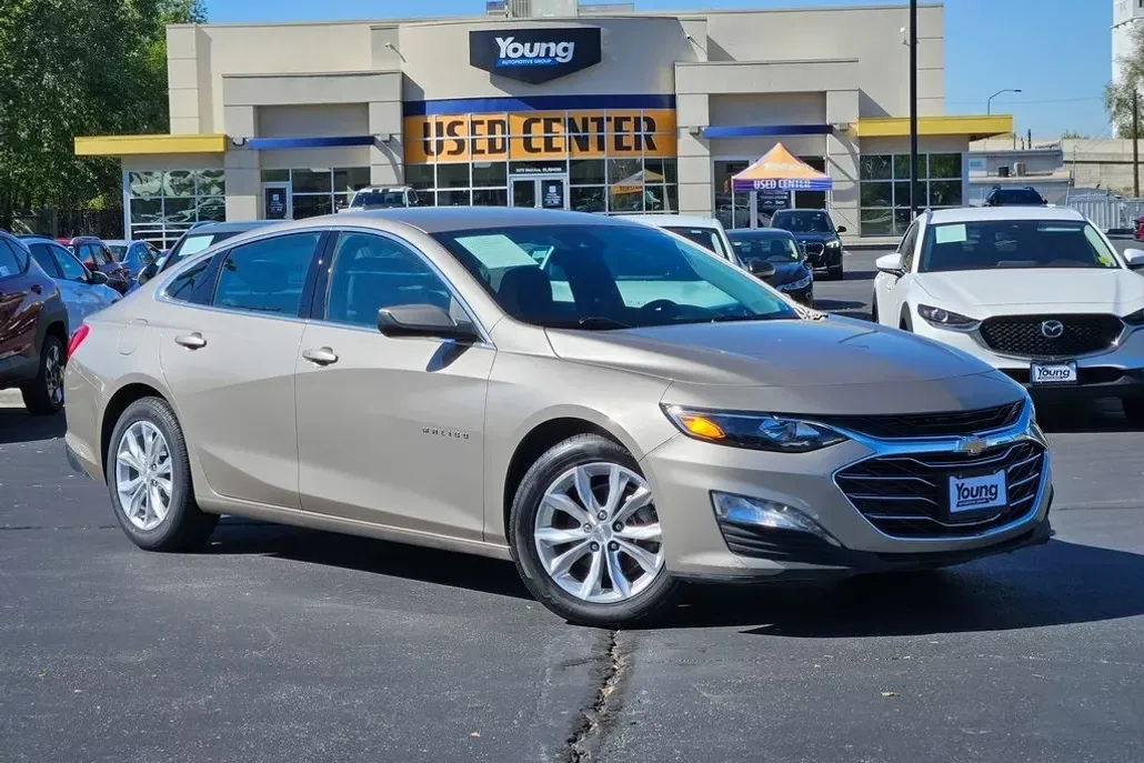 2023 Chevrolet Malibu 1LT photo 1