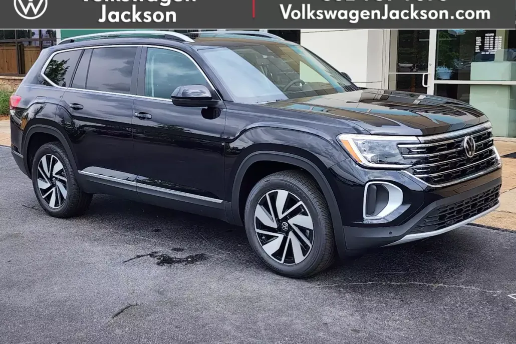 2025 Volkswagen Atlas SEL photo 1
