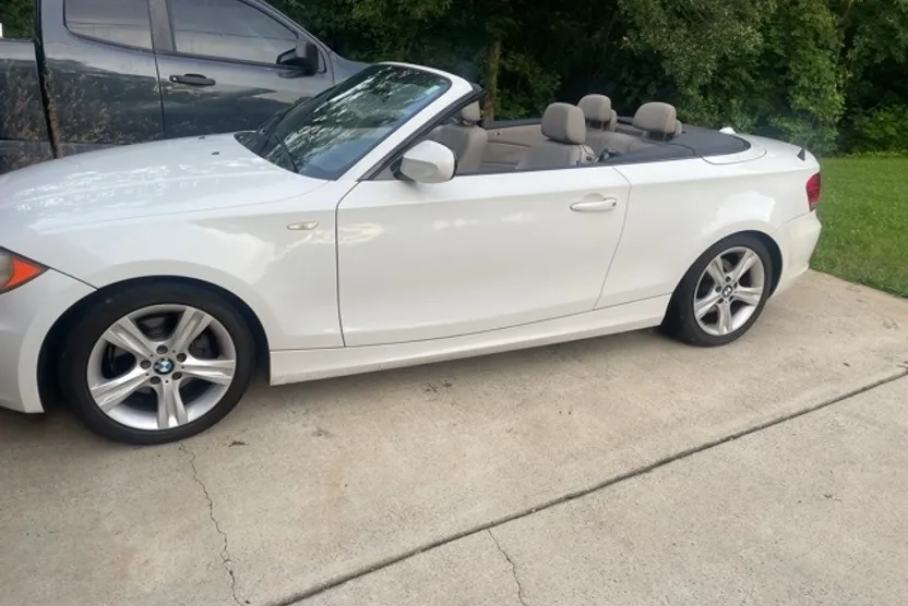 2010 Bmw 128i 1-Series photo 1
