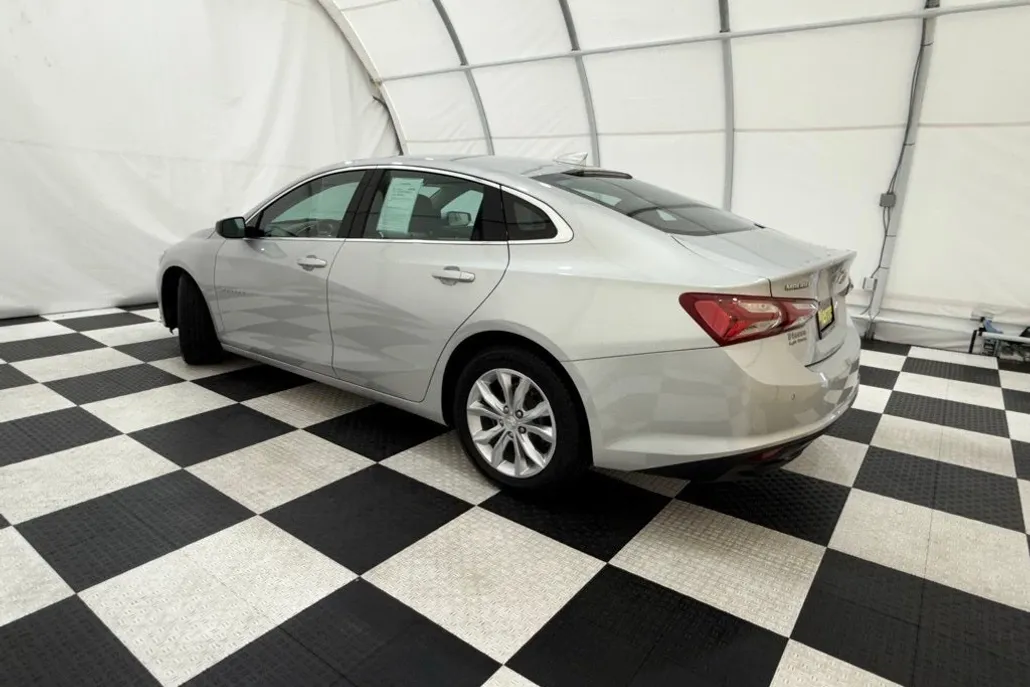 2020 Chevrolet Malibu 1LT photo 1