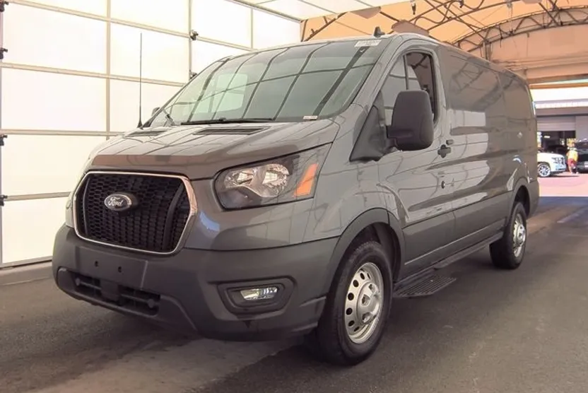 2022 Ford Transit photo 1