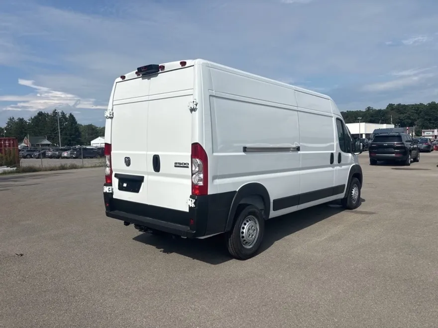 2025 Ram ProMaster 2500 photo 1