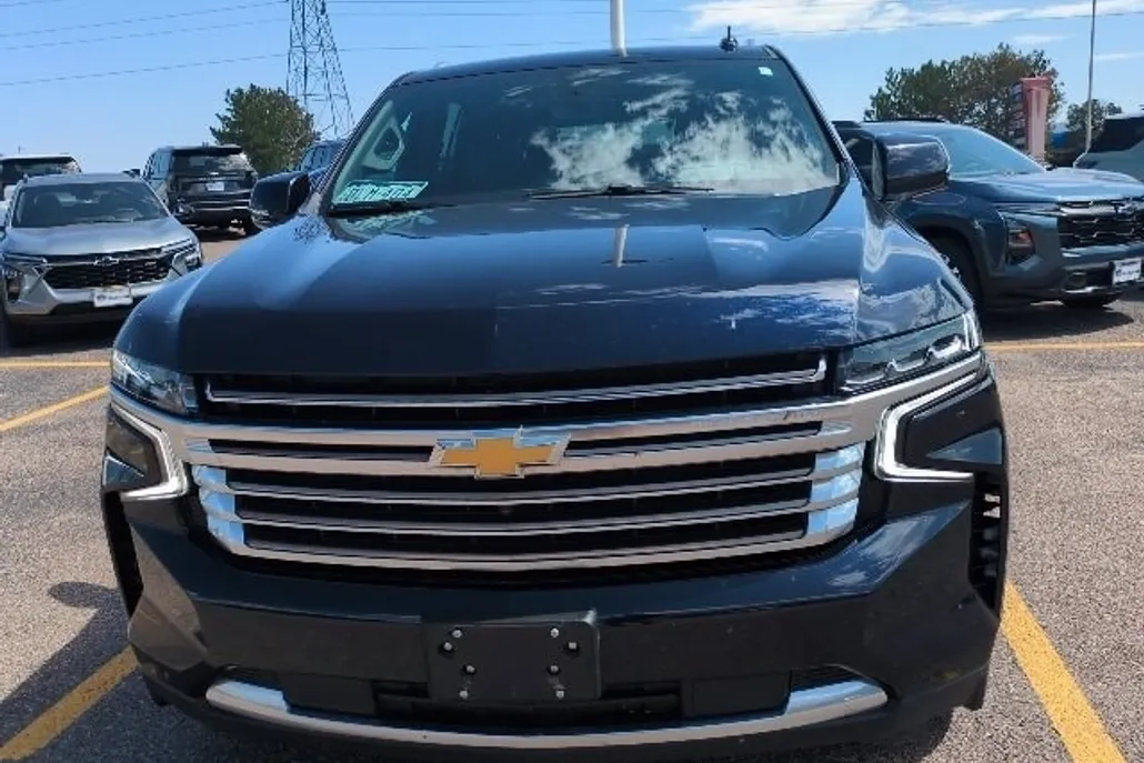 2022 Chevrolet Tahoe High Country photo 1