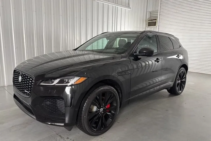 2025 Jaguar F-PACE P400 R-Dynamic S photo 1