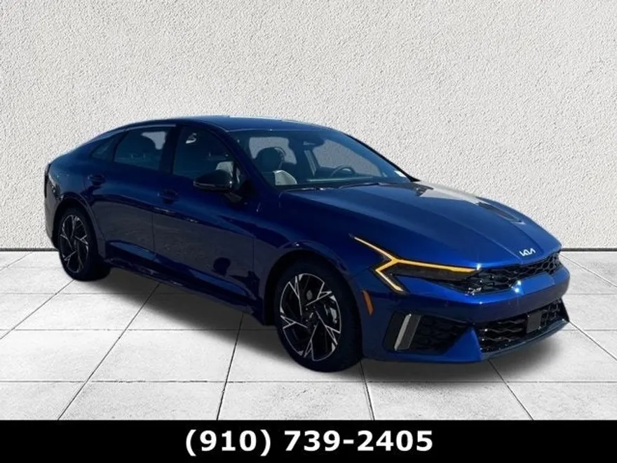 2025 Kia K5 GT-Line photo 1