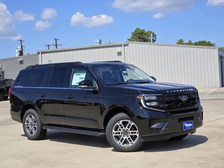 2025 Ford Expedition MAX photo 1