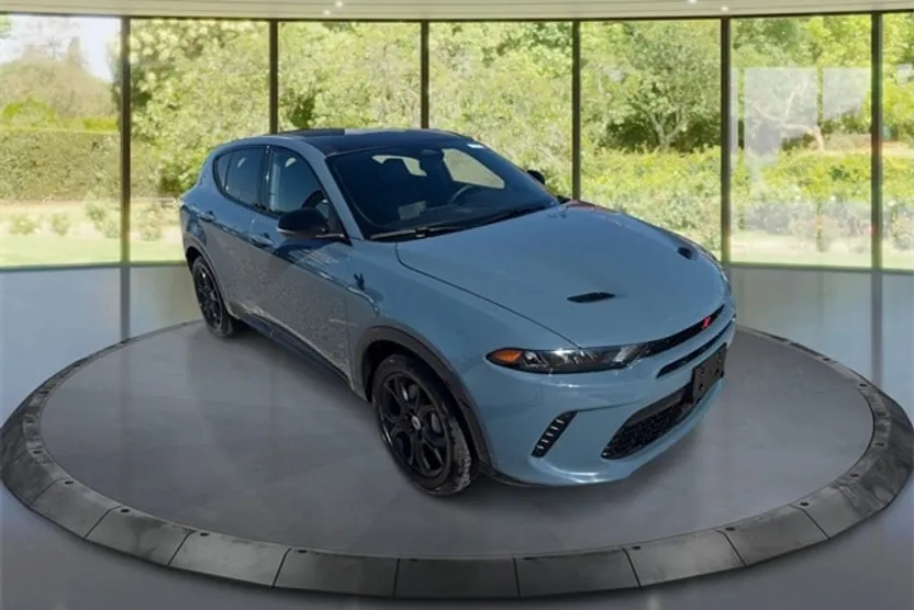 2024 Dodge Hornet R/T Plus photo 1