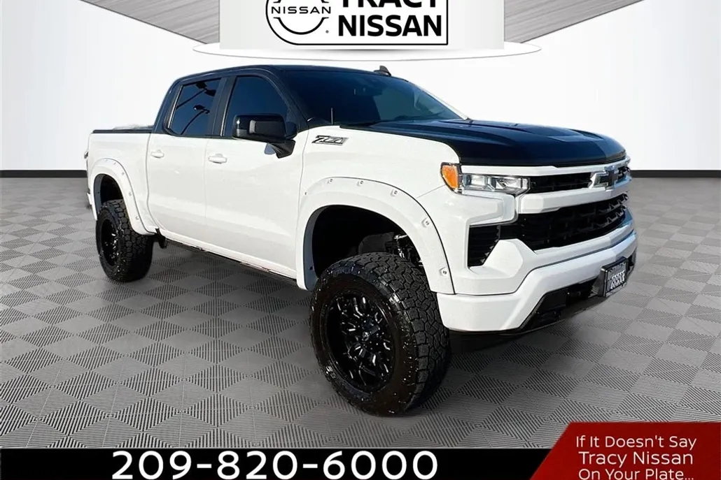 2023 Chevrolet Silverado 1500 RST photo 1