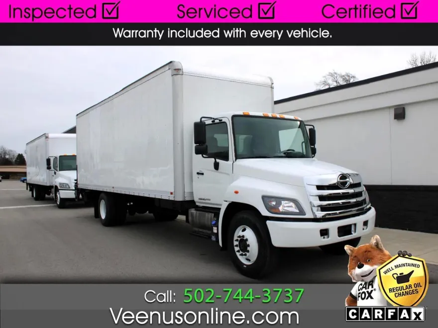 2016 Hino Conventional Type Truck photo 1