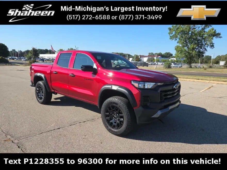 2023 Chevrolet Colorado Trail Boss photo 1