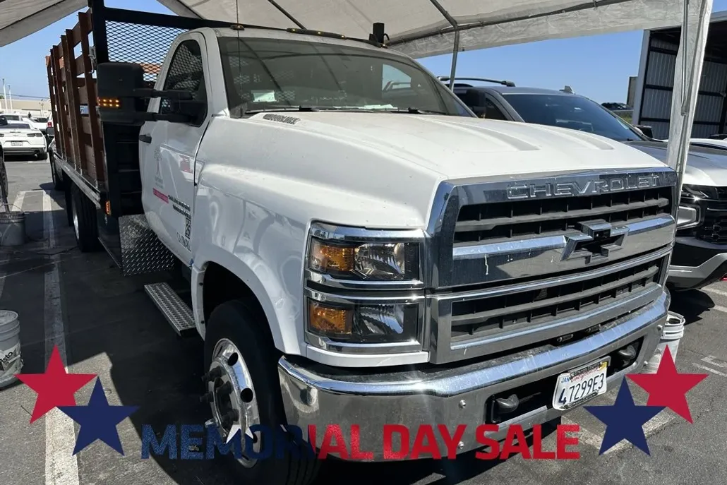 2020 Chevrolet Silverado 5500HD Work Truck photo 1