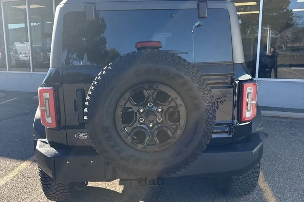 2024 Ford Bronco Wildtrak photo 1