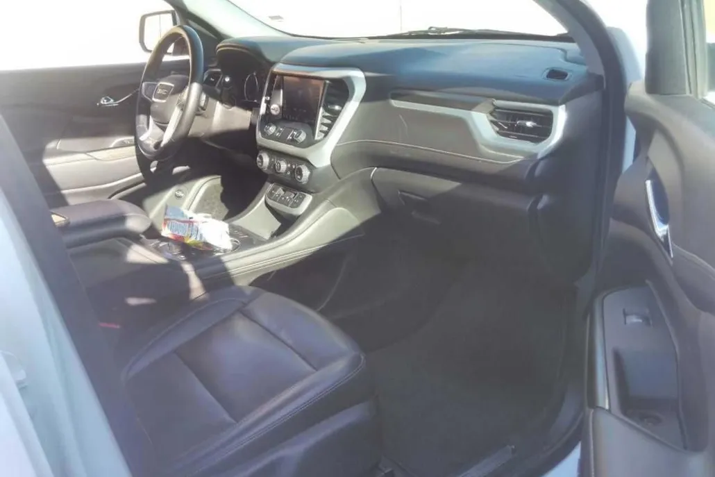 2023 Gmc Acadia SLT photo 1