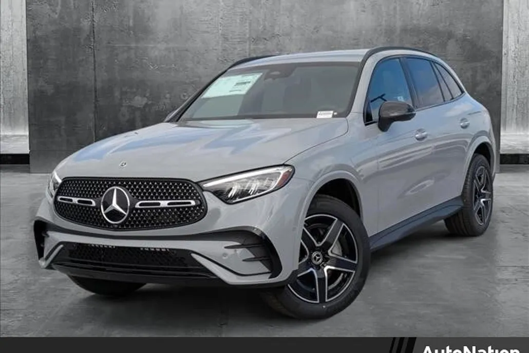 2025 Mercedes Benz GLC 300 AMG photo 1