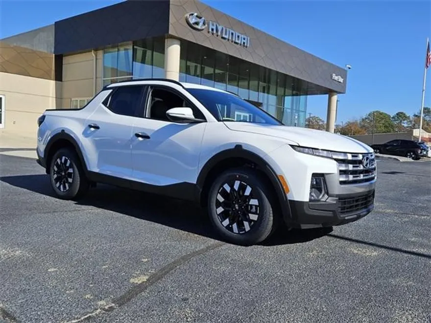 2025 Hyundai Santa Cruz SEL photo 1