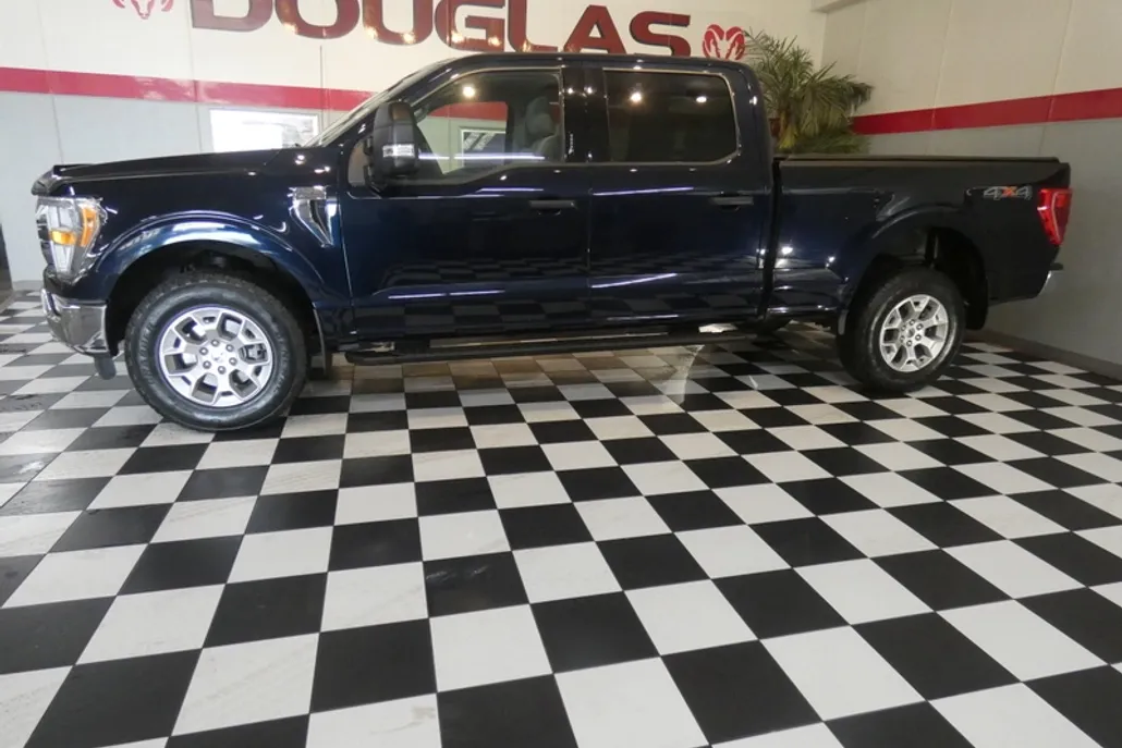 2022 Ford F-150 XLT photo 1