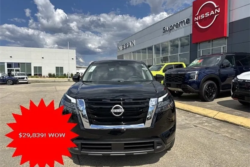 2025 Nissan Pathfinder S photo 1