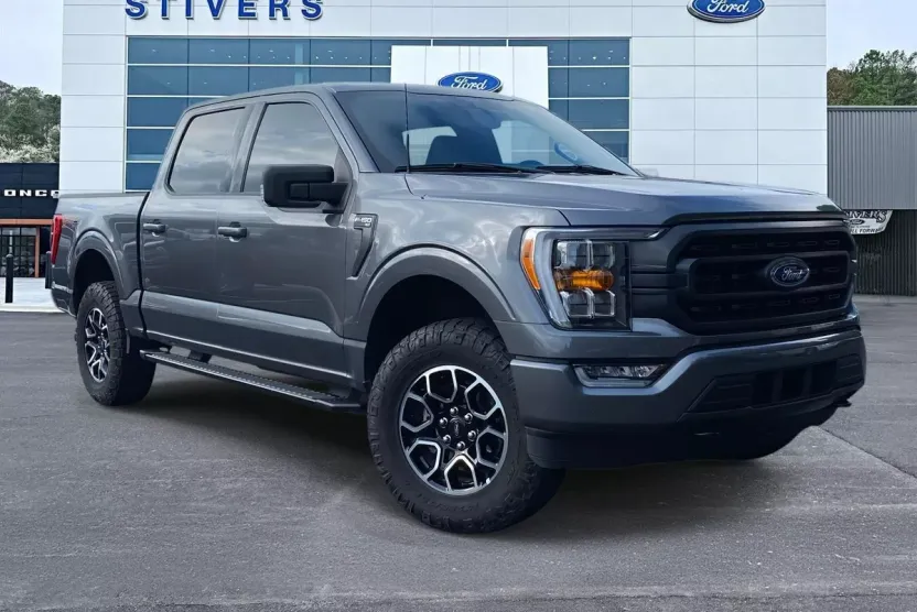 2021 Ford F-150 XLT photo 1
