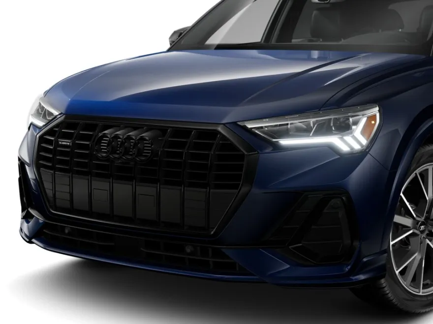 2025 Audi Q3 45 TFSI S line Premium Plus photo 1