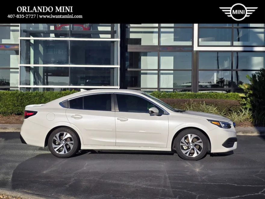 2022 Subaru Legacy Premium photo 1