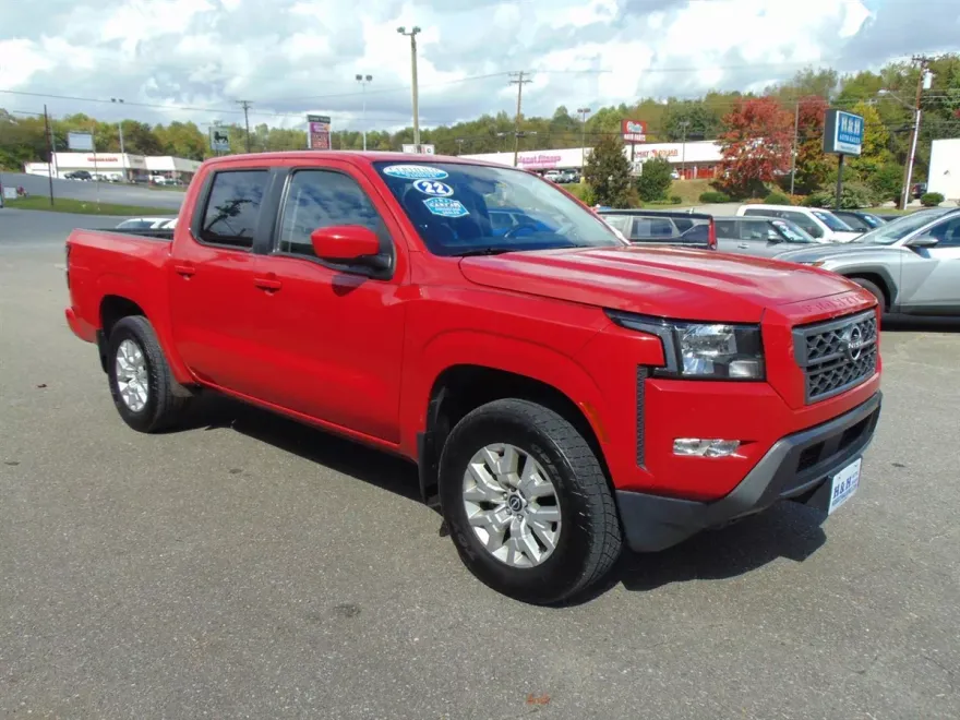 2022 Nissan Frontier SV photo 1