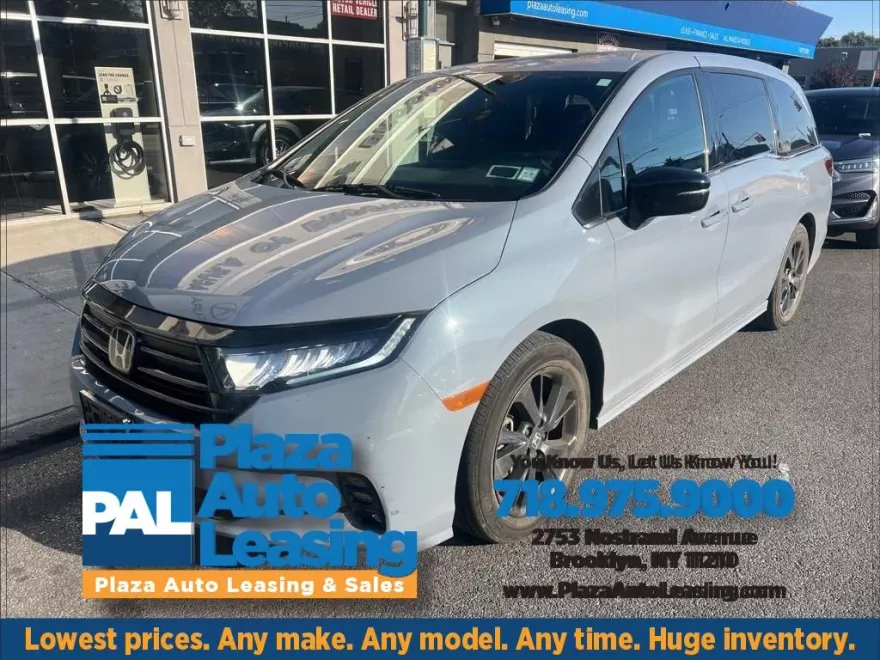 2023 Honda Odyssey Sport photo 1