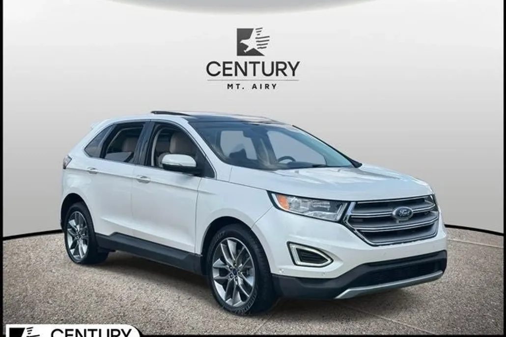 2015 Ford Edge Titanium photo 1