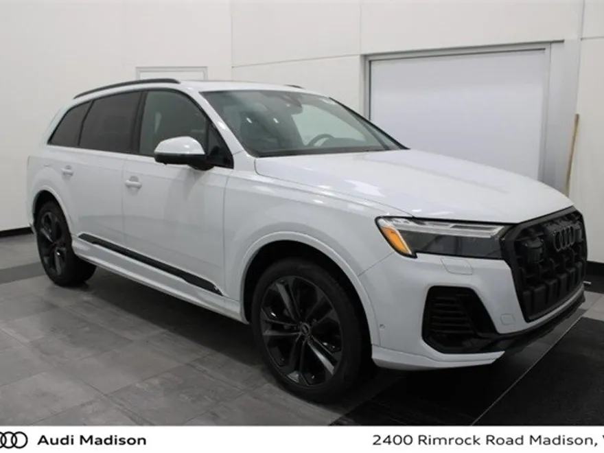 2025 Audi Q7 55 Premium Plus photo 1
