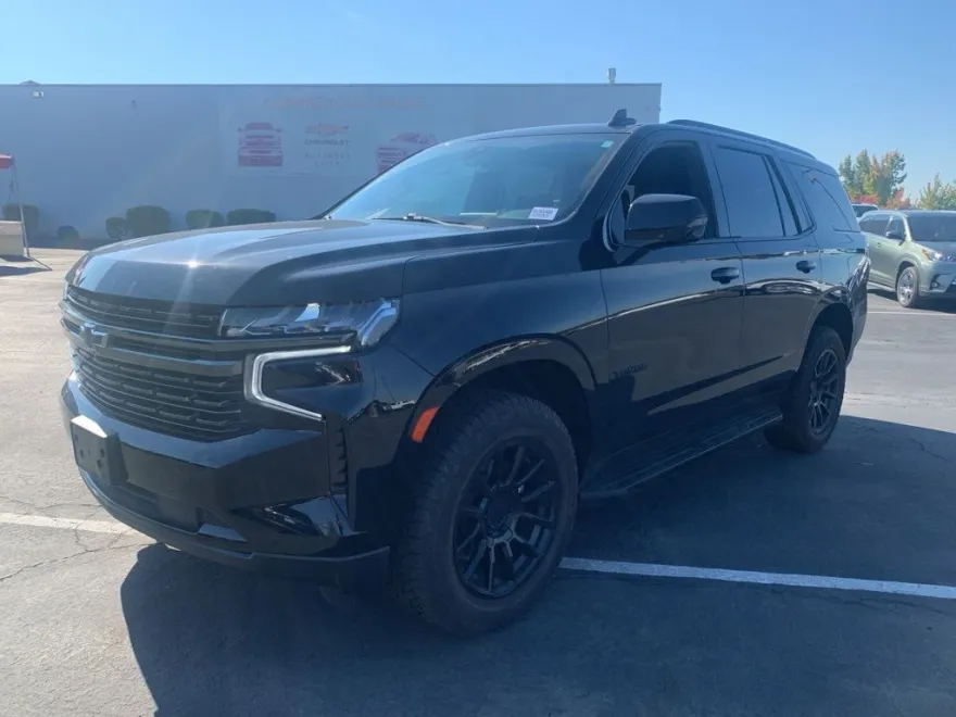 2021 Chevrolet Tahoe RST photo 1