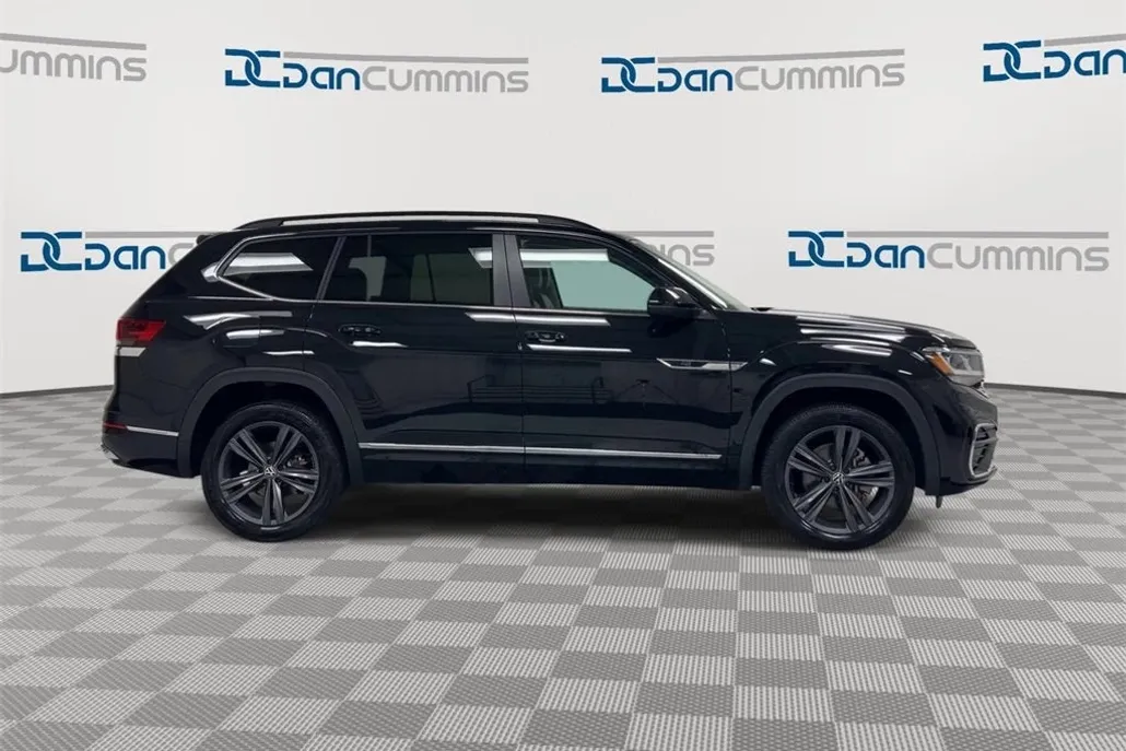2021 Volkswagen Atlas V6 SE Technology R-Line photo 1