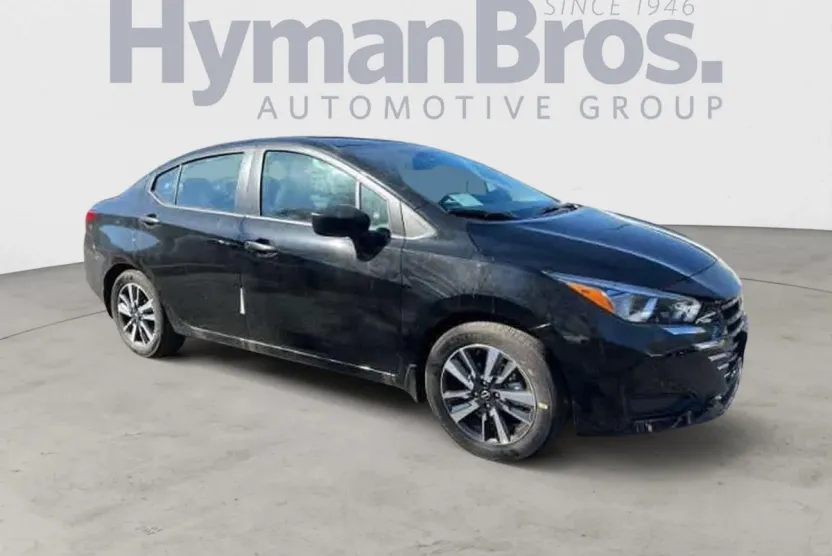2024 Nissan Versa 1.6 S photo 1