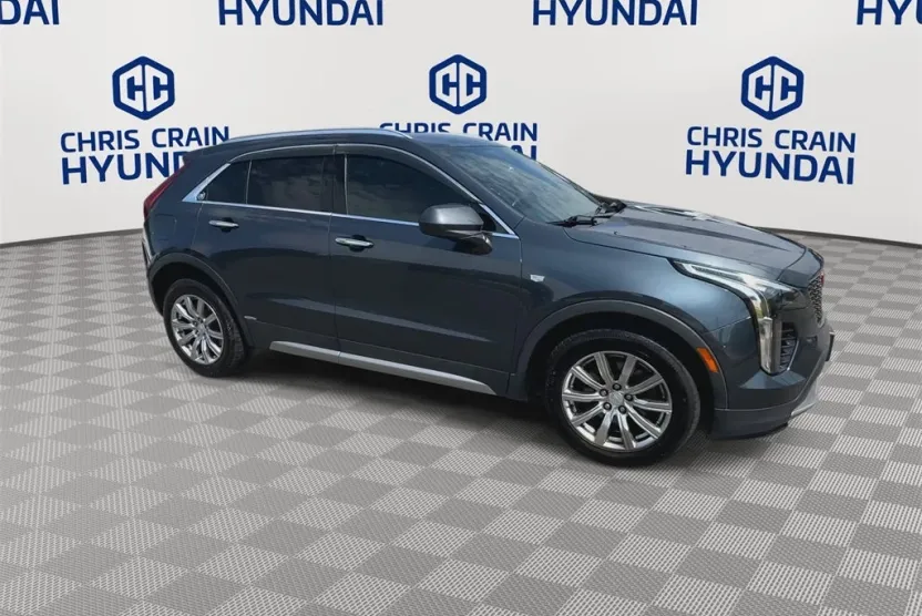 2019 Cadillac XT4 Premium Luxury photo 1
