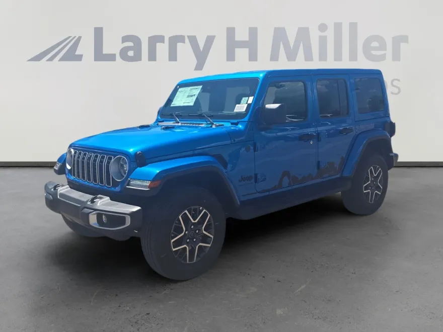 2025 Jeep Wrangler Sahara photo 1