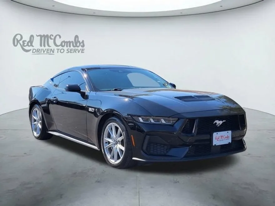 2024 Ford Mustang GT Premium photo 1