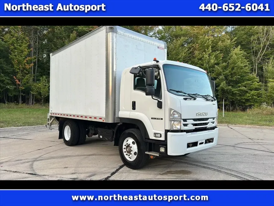 2020 Isuzu FTR photo 1