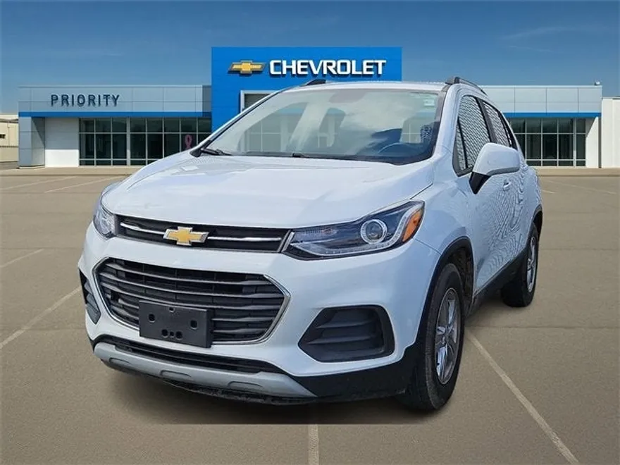 2021 Chevrolet Trax LT photo 1