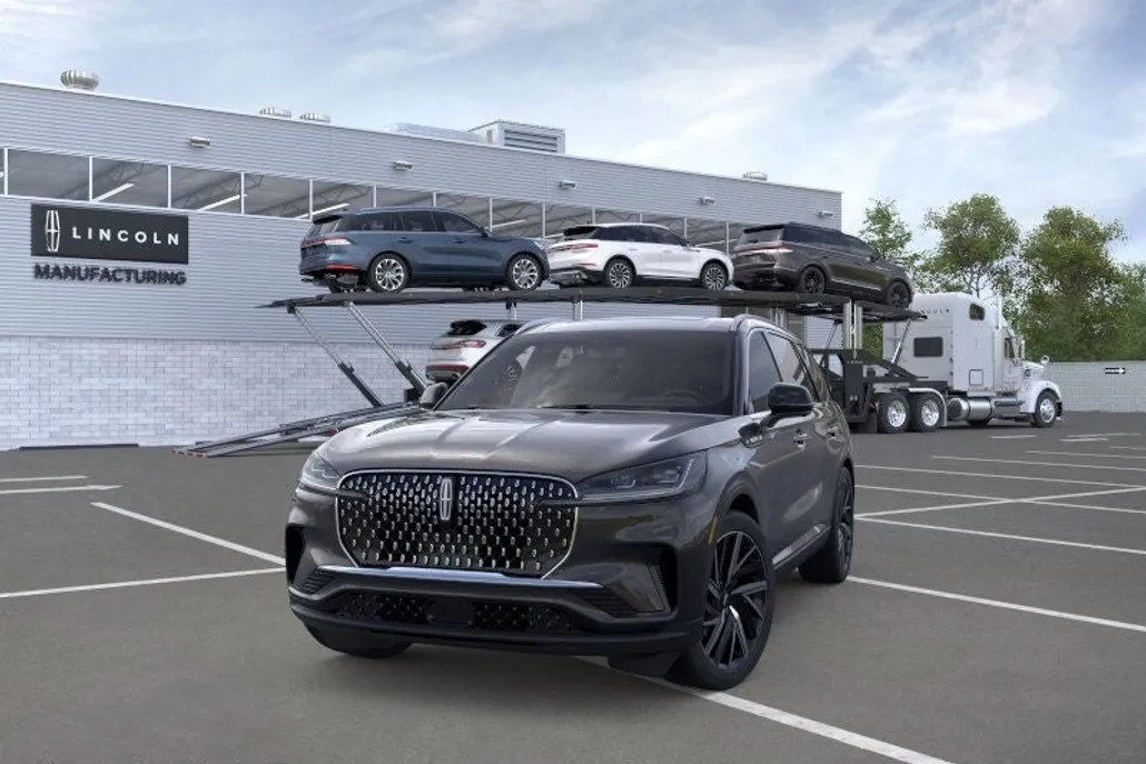2025 Lincoln Aviator Reserve photo 1